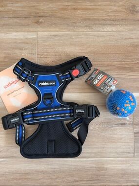 Rabbitgoo Blue No-Pull Padded Dog Harness with Reflective Trim Free Dog Ball